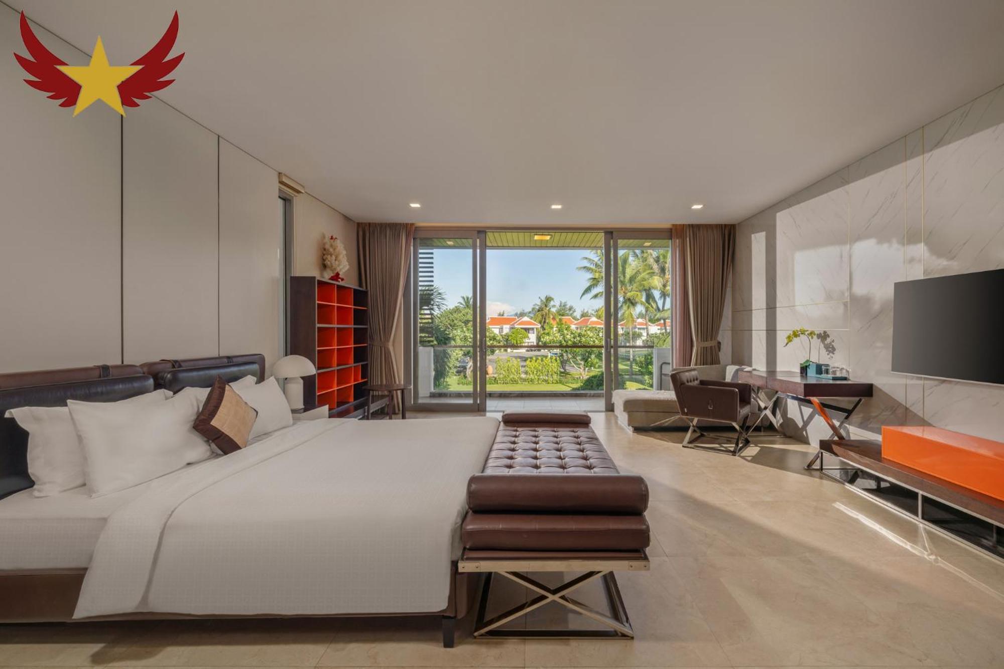 The Five Villas 8 Bedrooms Beachfront - K3 Дананг Экстерьер фото